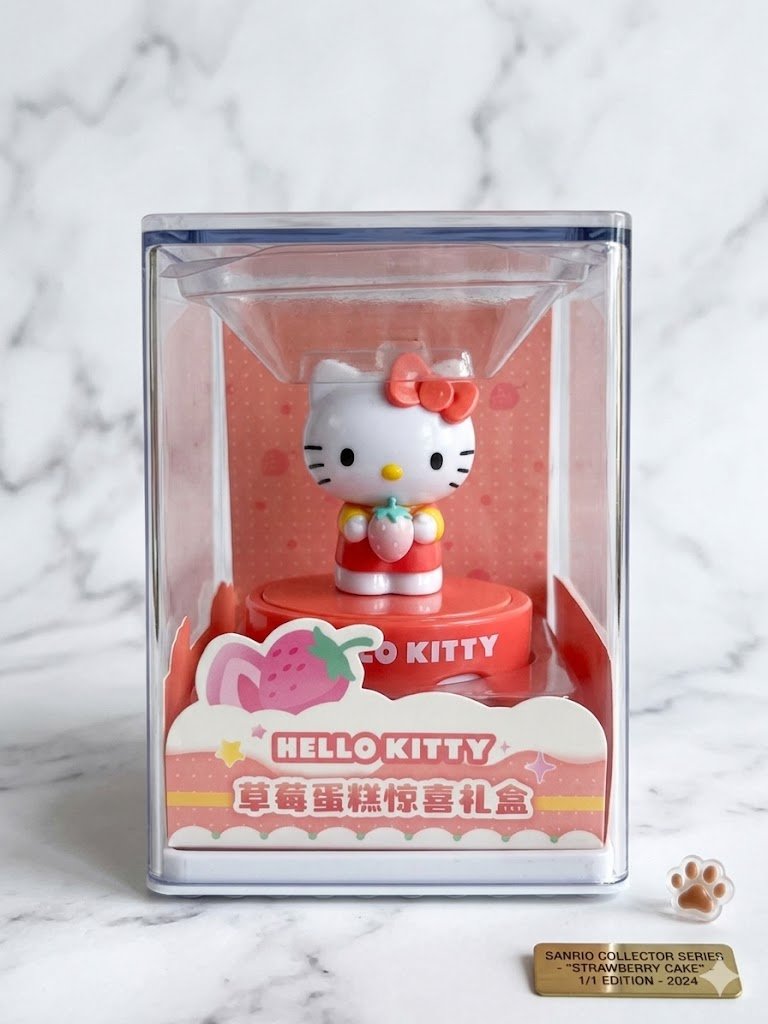 Image 0 of Official Sanrio Hello Kitty Strawberry Cake Surprise Display Box