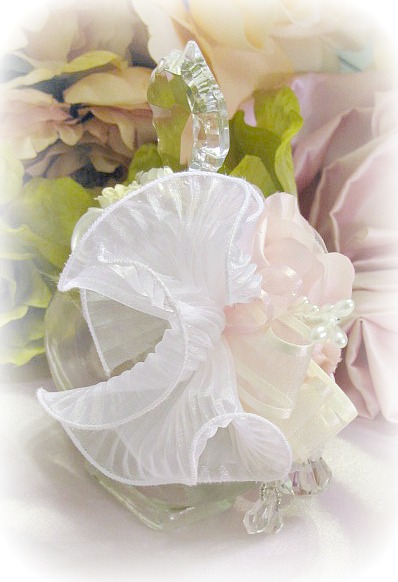 Image 3 of Pink Regency Cherub Oval Potion Bottle