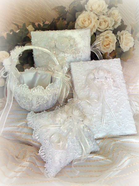 Image 0 of Roses and Pearls Collection Complete Set