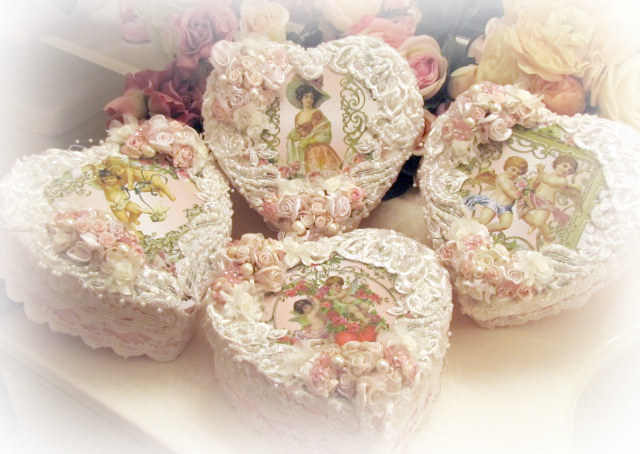 Crystal Roses Heart Boxes