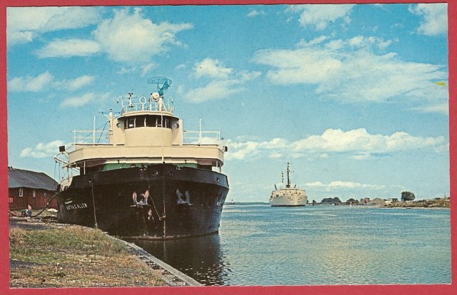 Oil Tanker Coast Guard cutter Mackinaw Cheboygan Michigan Ships