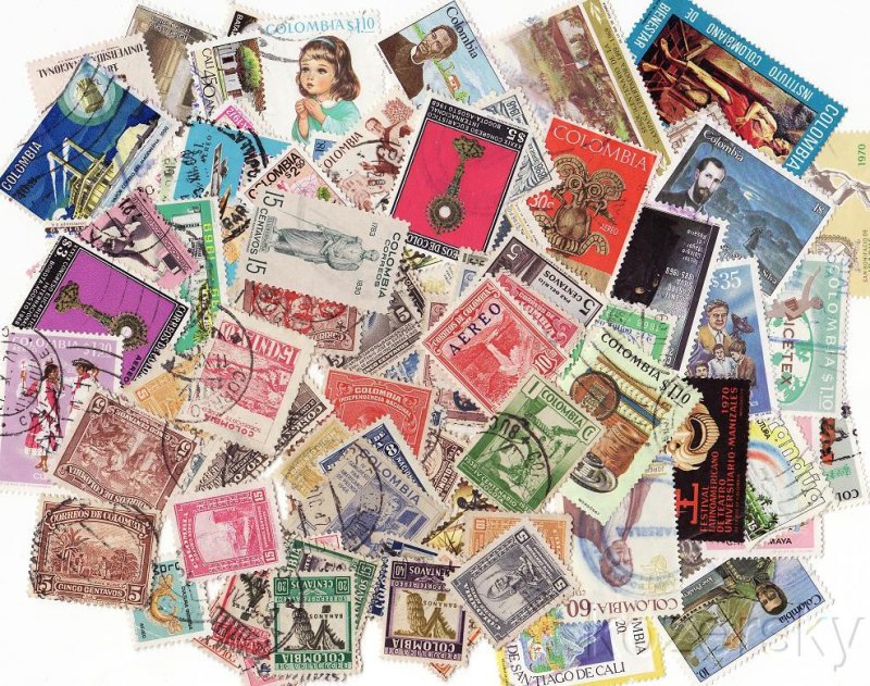 Colombia Stamp Packet,  100 different stamps from Colombia
