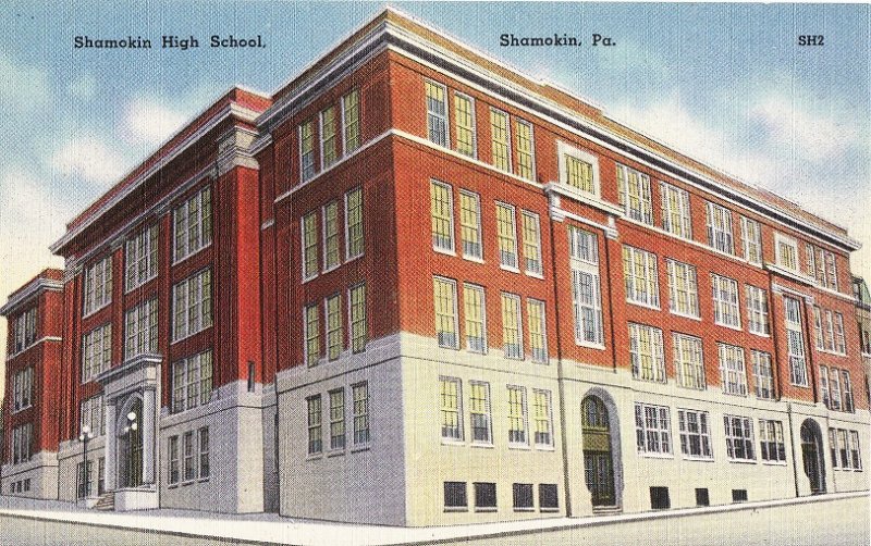 Shamokin High School.  Shamokin, Pennsylvania.  Linen Postcard.