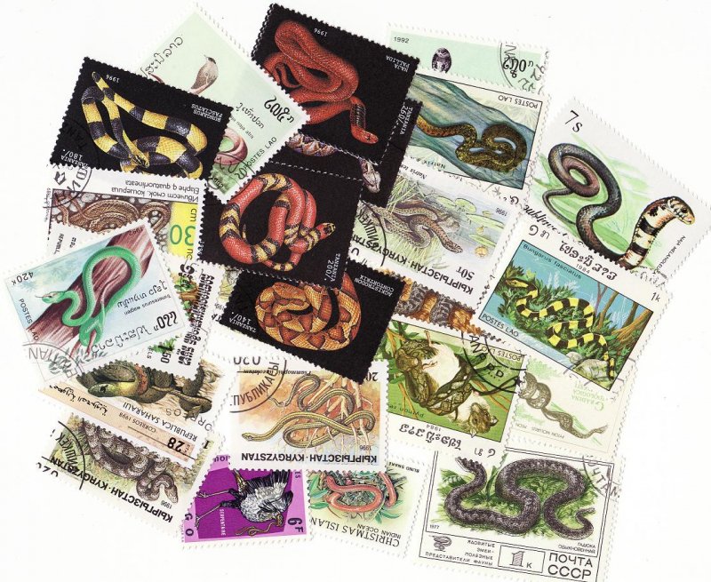 Snakes on Stamps, Topical Stamp Packet,  25 different stamps