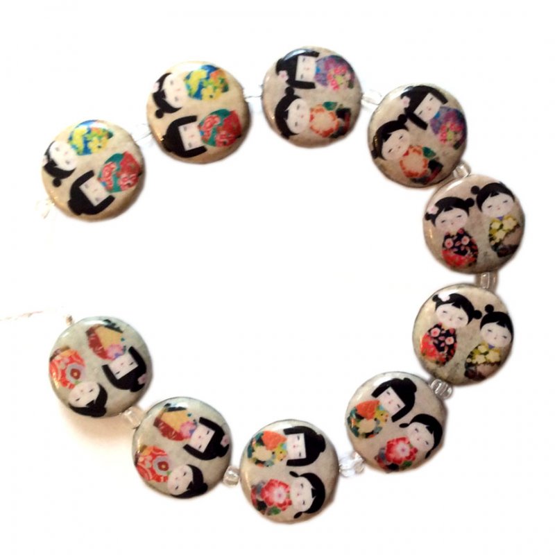 Oriental Theme, Decoupage Beads, Twin Japanese Dolls, 20mm Round