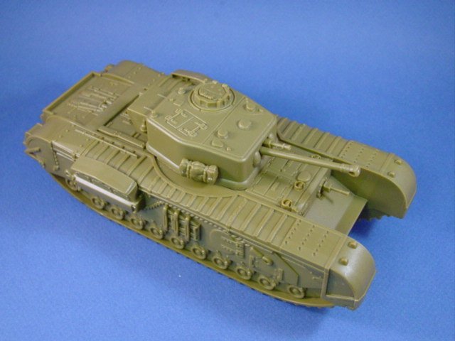 Classic Toy Soldiers World War II British Churchill Tank Mk IV 