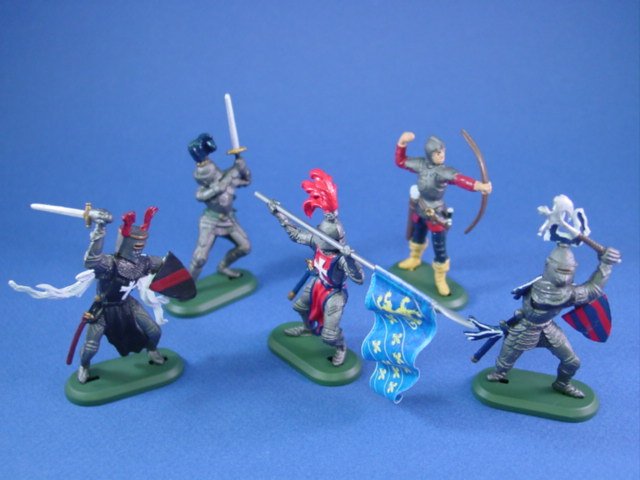BRITAINS DEETAIL MOUNTED KNIGHTS 3 FIGURES SET#2 FACTORY NEW STOCK FREE SHIP