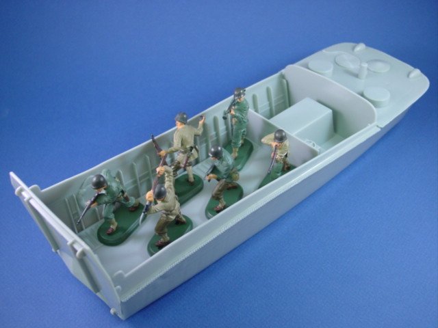 WWII US Army 6 piece set with D-Day LCVP Higgins Boat
