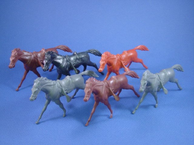 FORT APACHE western fort pieces MARX plastic toy soldiers cavalry Indians Cowboy