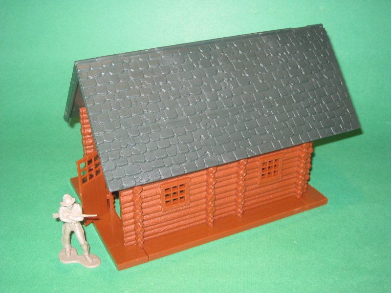 New Ray Hard Plastic Western Ranch Bunkhouse