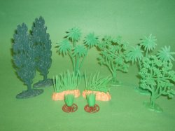 Diorama 10 Piece Plastic Trees Set