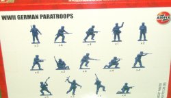 '.Airfix German Paratroopers.'