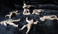 TSSD Western Plains Indians w/Casualties Plastic Figures Set 18