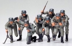 Tamiya 1/35 German Assault Troops (8) Soldiers Plastic Model Kit 35030