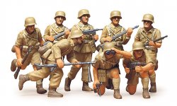 Tamiya 1/35 German DAK Africa Corps (8) Soldiers Plastic Model Kit 35037