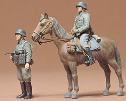 Tamiya 1/35 German Horse Drawn Field Kitchen w/Figure Plastic Model Kit 35103