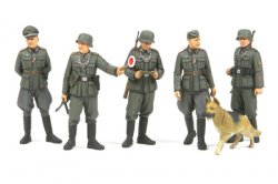 Tamiya 1/35 WWII German Field Police (5 w/Dog) Plastic Model Kit 35320