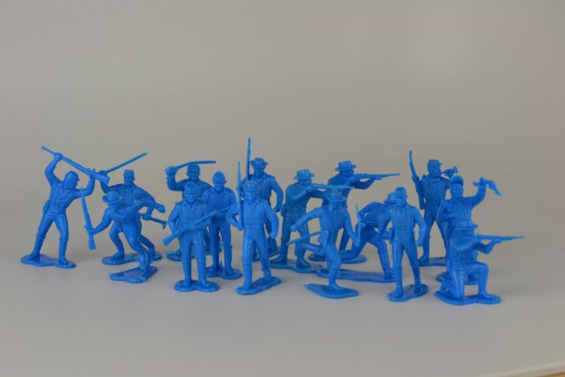Cavalry Marx Recast C.S.A 25 figures in 7 poses gray color 54mm toy soldiers 
