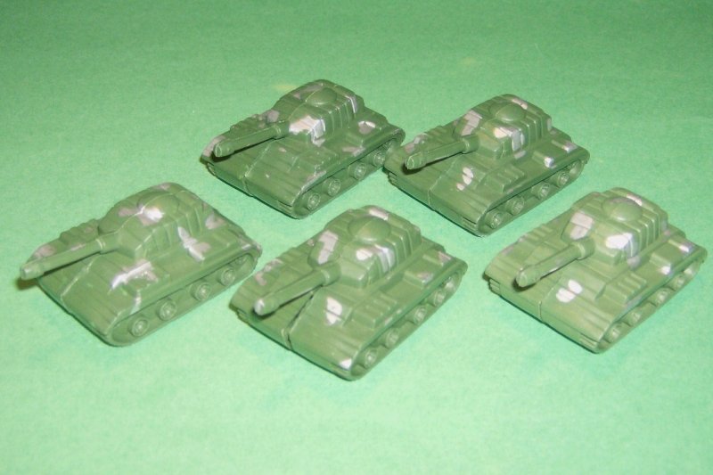 Image 0 of Set Of 5 Small Green Army Tanks Style #2
