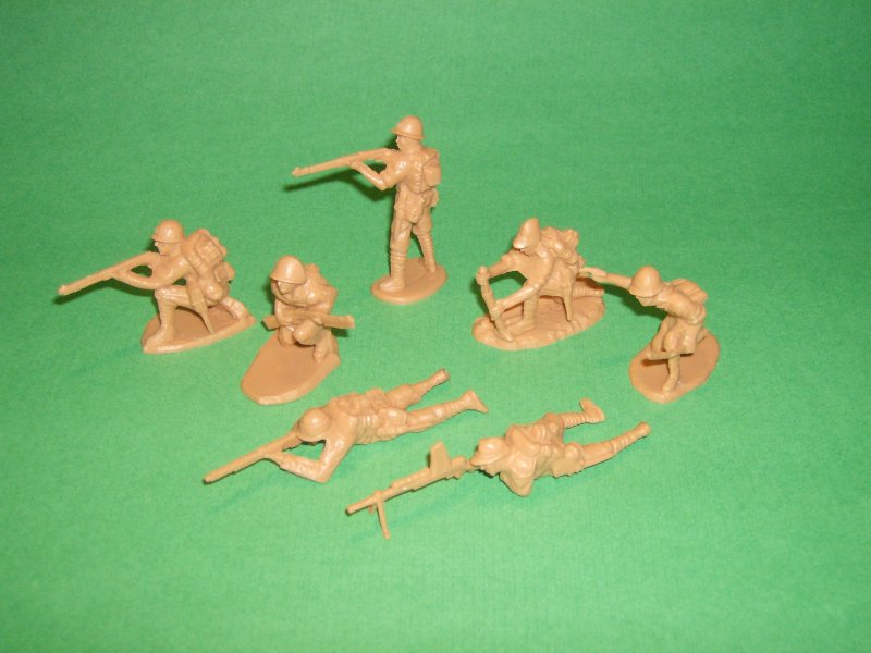Image 0 of BMC Iwo Jima 10 Japanese Plastic Soldiers Set