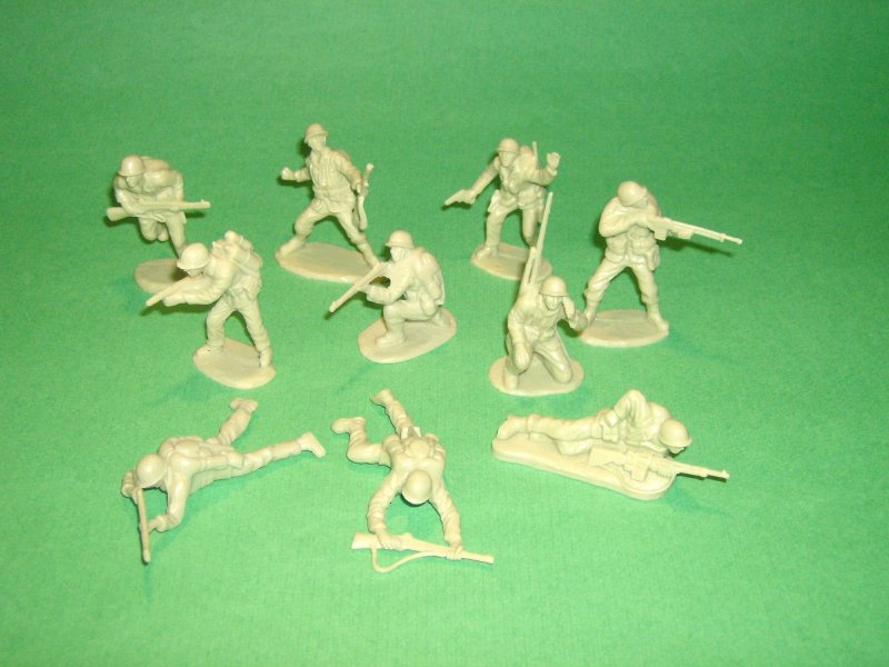 Image 0 of BMC Iwo Jima Marines Plastic Soldiers Set
