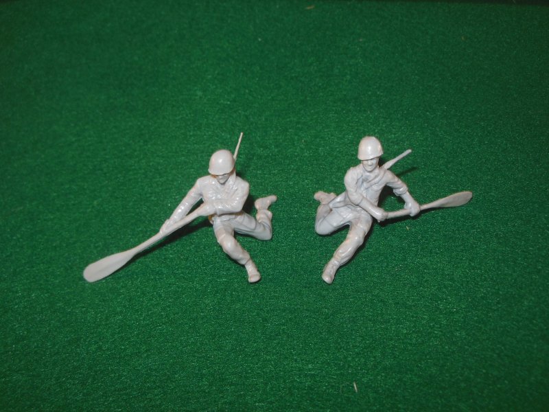 Image 0 of Marx 54mm Recast Pair Of US Army Soldiers Oarsmen Figures 