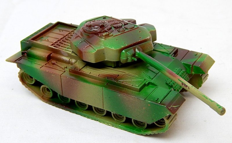 Image 0 of Modern British Centurion Style Green Camo Plastic Tank