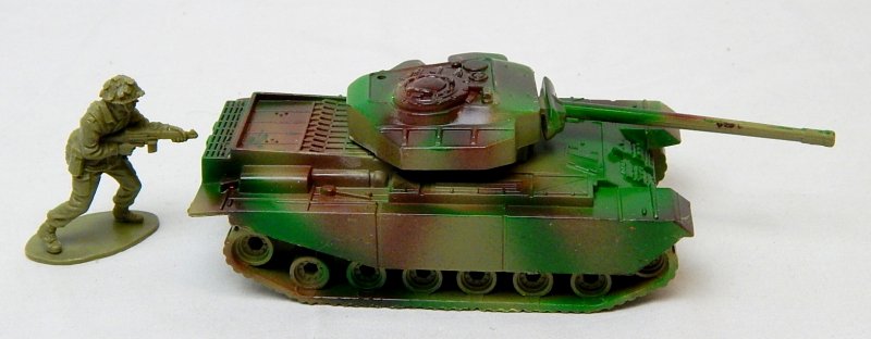 Image 2 of Modern British Centurion Style Green Camo Plastic Tank