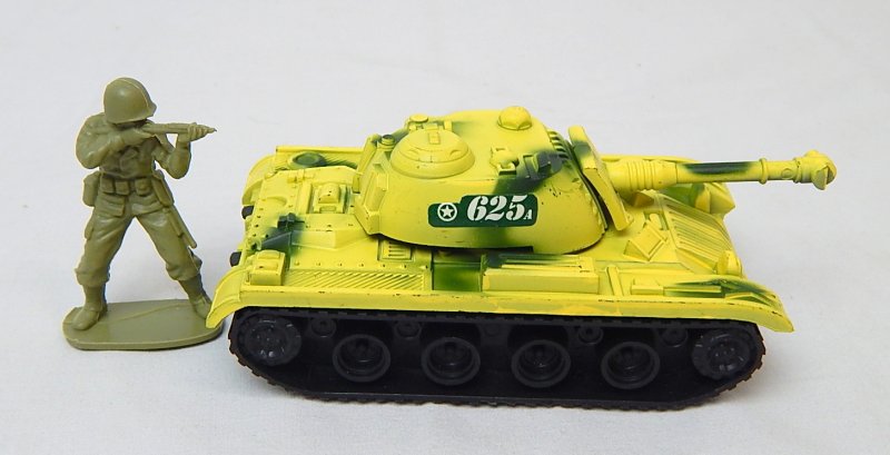 Image 2 of M48/60 U.S. Army Style Desert Camo '625' Plastic Tank