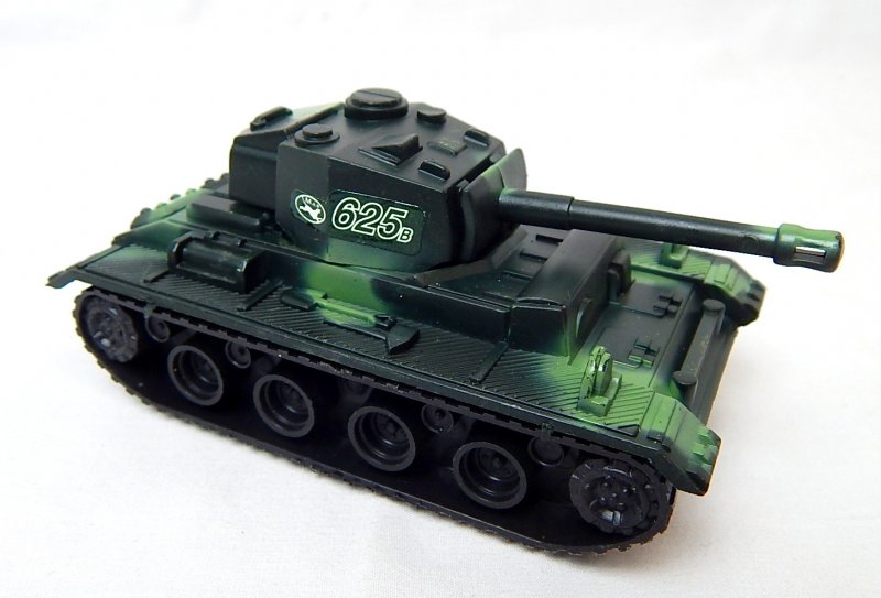 Image 0 of German Panzer III Style Green Camo '625' Plastic Tank