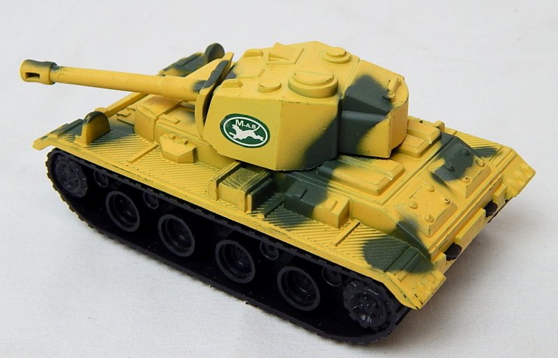 Image 1 of German Panzer III Style Desert Camo '625' Plastic Tank