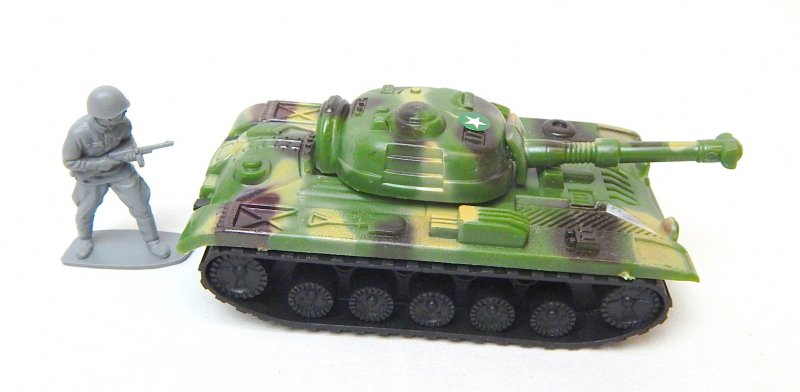 Image 2 of Russian Style T-54 Green Camo Plastic Tank