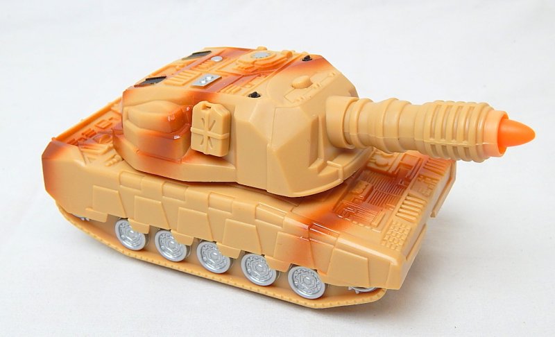 Image 0 of U.S. Army 155mm Self Propelled Gun Transforming Plastic Tank