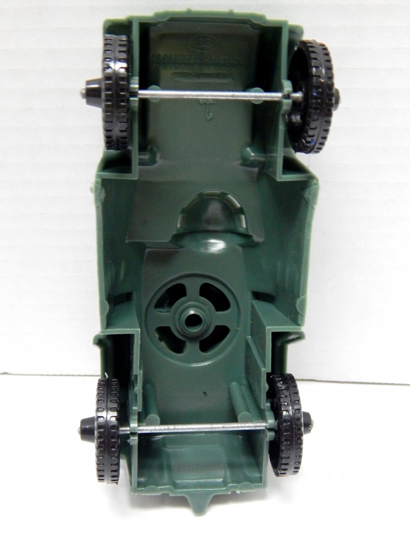 Image 2 of Timmee Processed Plastic Green Army Armored Car (pre-owned)