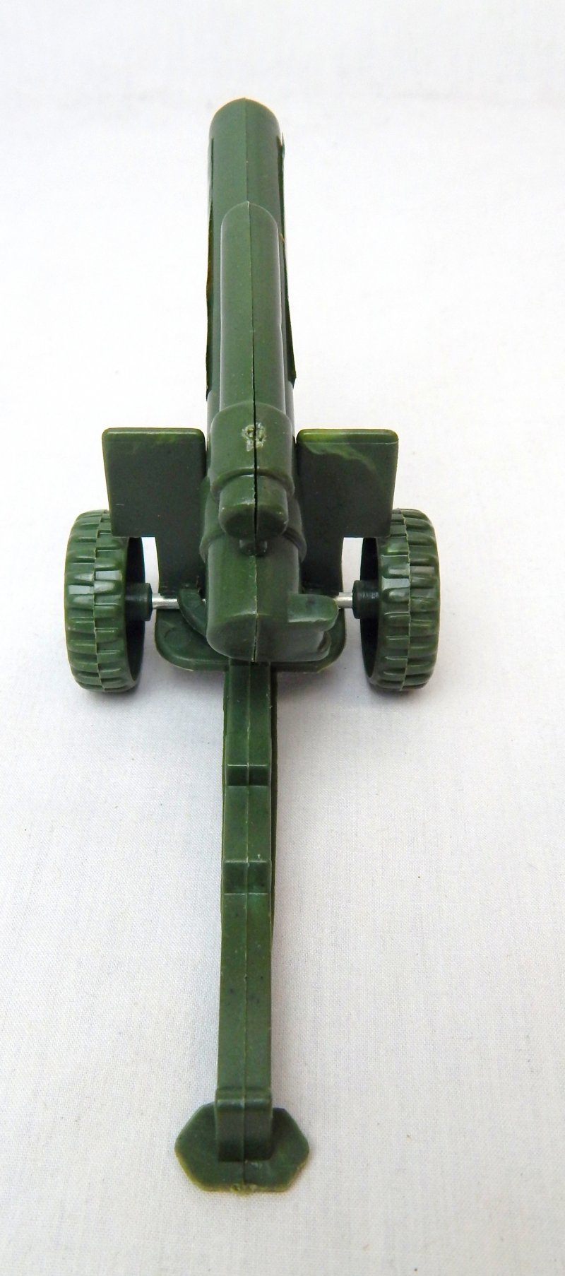 Image 2 of US Army 155mm Howitzer Style Plastic Heavy Artillery Cannon