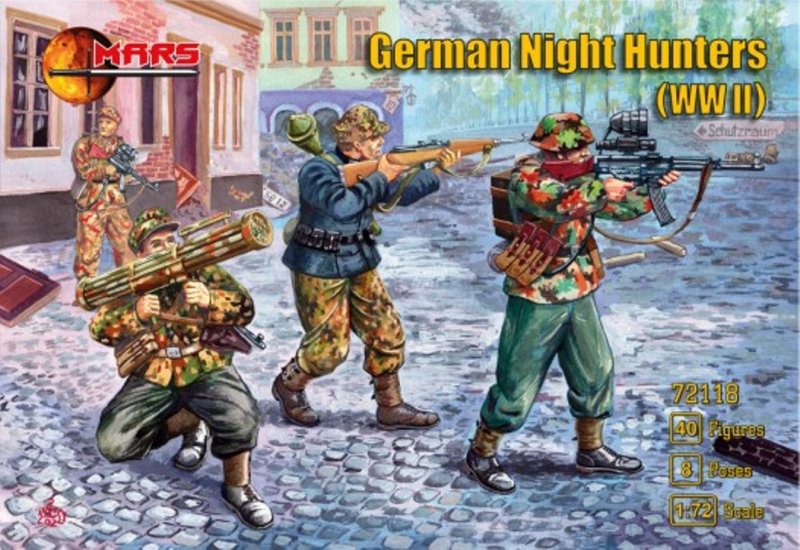 Image 0 of Mars 1/72 World War II German Night Hunters Soldiers Set 72118