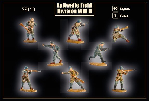 Image 0 of Mars 1/72 World War II German Luftwaffe Field Division Set 72110