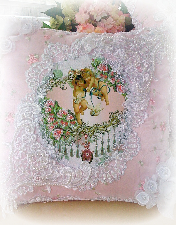 Image 14 of Crystal Roses Pillows