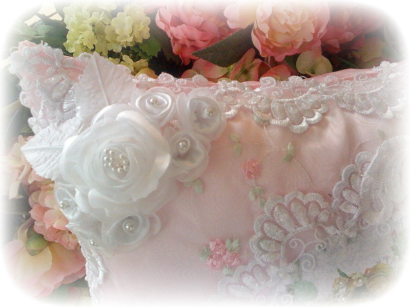 Image 16 of Crystal Roses Pillows