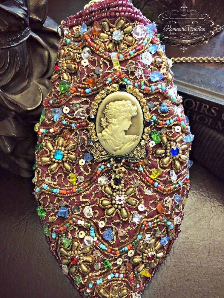 Image 3 of Victorian Beaded Reticule / Purse with Cameo 