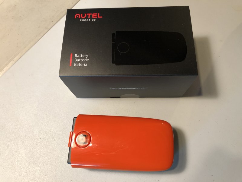 Image 0 of Autel robotics Evo battery orange