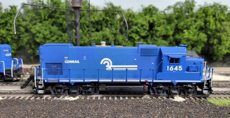 Image 0 of Overland Models Conrail GP15-1 1645