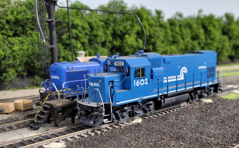 Image 2 of Overland Models Conrail GP15-1 1602