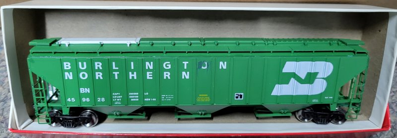 Intermountain BN-10  BN 459628 PS-4650 Covered Hopper (in progress)