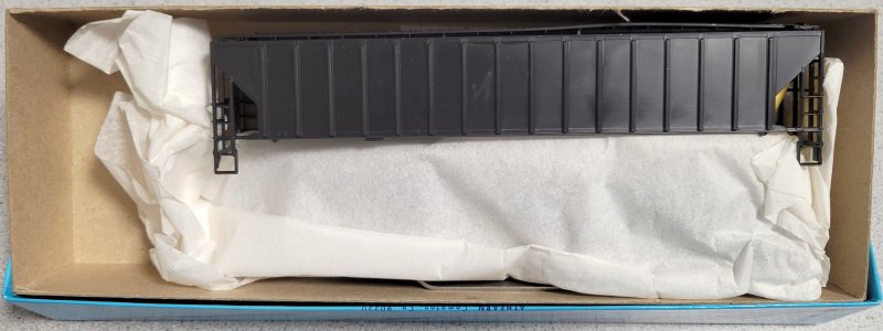 Athearn Blue Box 5300 PS High Side Covered Hopper