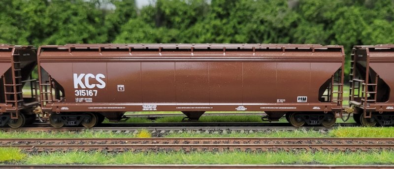 Image 0 of KCS 315167 Accurail ACF4650 Covered Hopper