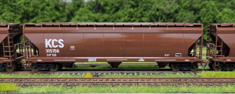 KCS 315156 Accurail ACF4650 Covered Hopper