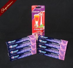 6 x CREST 3D White Toothpaste 2.5oz Radiant Mint Whitener with Toothbrush Set
