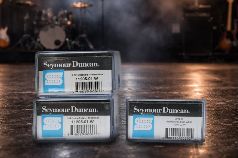 Image 2 of Seymour Duncan SHR-1 Strat Hot Rails Set White 2x SHR-1n / 1x SHR-1b Humbucker