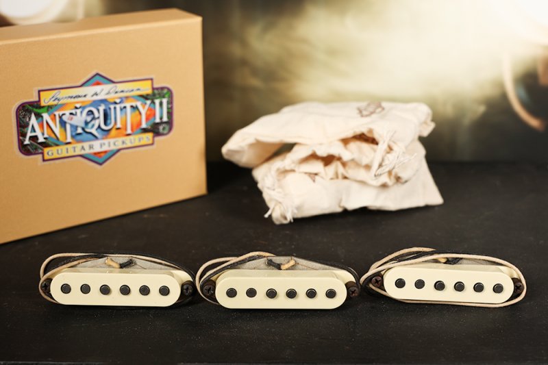 Image 0 of Seymour Duncan Antiquity II 60's Surfer for Strat Pickup Set Single Coil